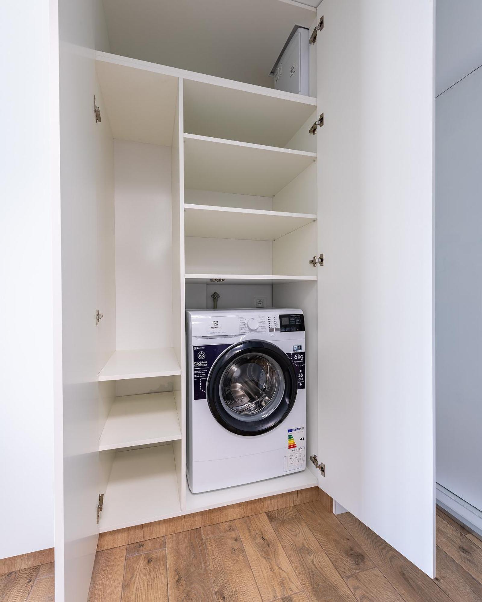 Wrzeciono 12 - Piekny Apartament Obok Szpitala Bielanskiego Oraz Awf, Bezplatna Strefa Parkowania - 400M Do Stacji Metra - Good Apartments وارسو المظهر الخارجي الصورة